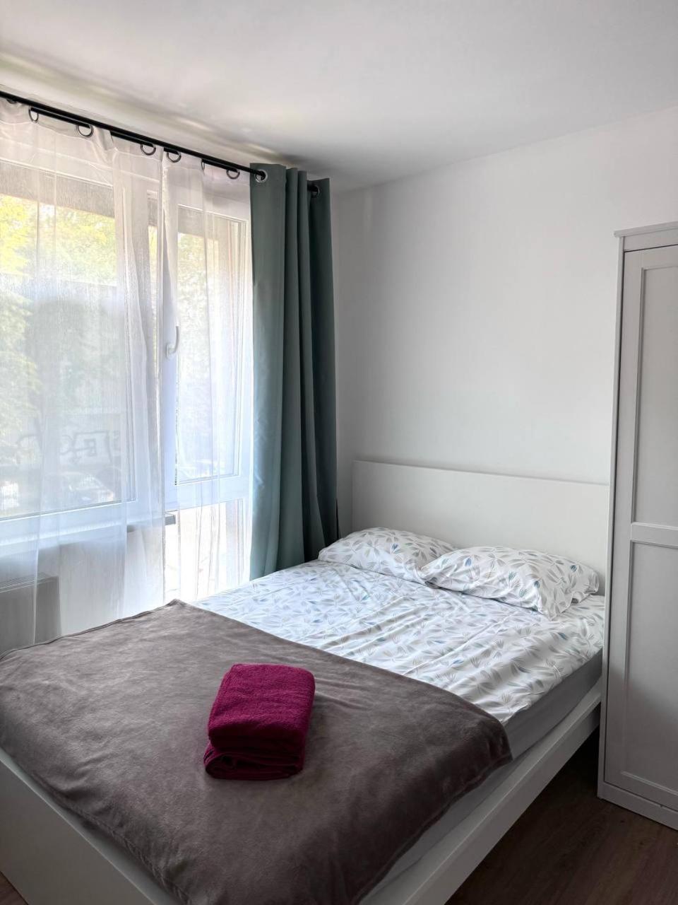 Quiet Apartment Near The Park, Metro, Centre, Wi-Fi - By Hik Apartments Варшава Экстерьер фото